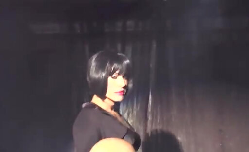 drag queen  in - POP PORNO - sexy show