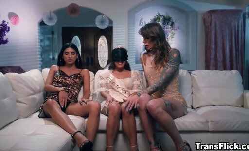 Zariah Aura and Gray Perrier bachelorette party for Liv Revamped