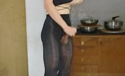 crossdress VID_20241210_000243