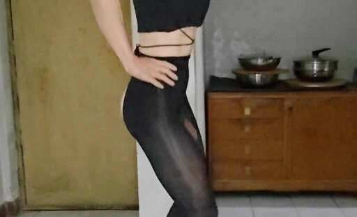 crossdress VID_20241209_220046