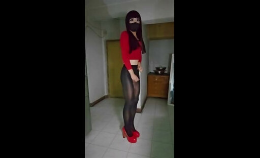 crossdress VID_20250509_191408