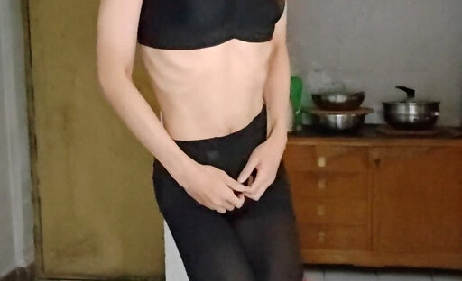 crossdress VID_20241030_005235