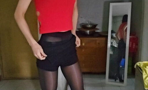 crossdress VID_20250207_221855