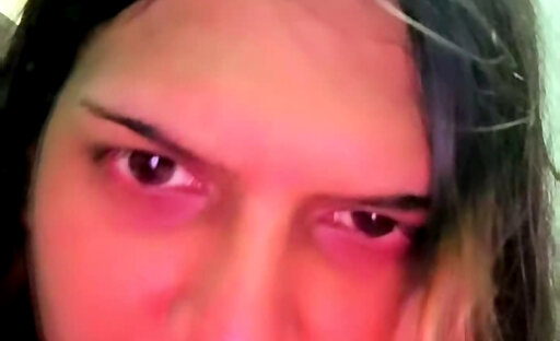 Zoya Shezadi Full Enjoy Happy Valentine's Day with My Hair Brush Today Because I'm Single Now