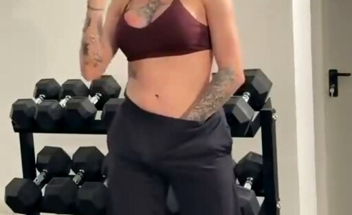 The Hottie Showing off Her Workout Skills, Being Sensual at the Gym.