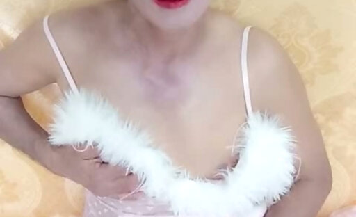 Oanh Le -Dressed as a sexy porn princess -Selfie ejaculates and then moans cock
