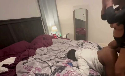 Chocolate tranny demolishes her black date's anus