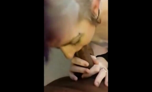 Teen(18+) Femboy Sissy sucking BBC
