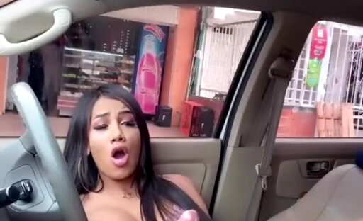 Laura Saenz makes a mess in her car