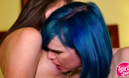 TGirlsPorn - Cyn Savage x Kinky Kora