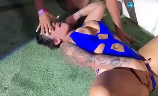 Brazilian shemale orgy on the poolside