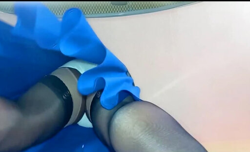 BlueGirl70 Kinky Nylons