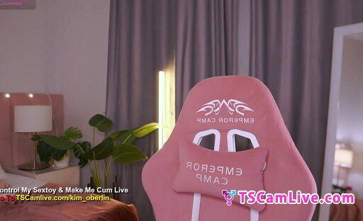 Perfect Shebabe Teases her Pecker Part 4