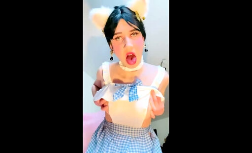 Lolly-pop girl Anna Rios is licking and saliving like her life depends on it