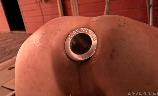 TS Natalie Mars: Gaping & Milk Enema