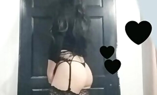 Big butt trap, with black lingerie