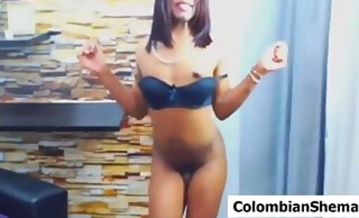 Hot Colombian Shemale 21