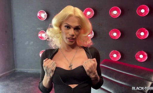 BLACK TGIRLS - Lights On Xiomara