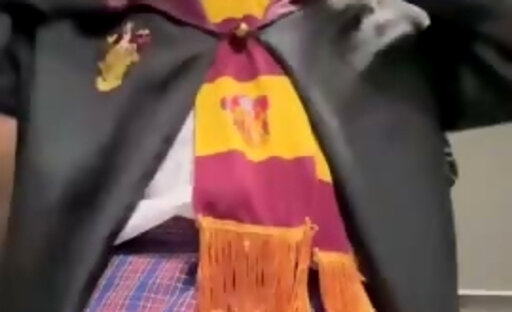 Kim edging bathroom cum