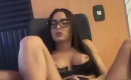 Nanda Pimentel gozando gostoso 2