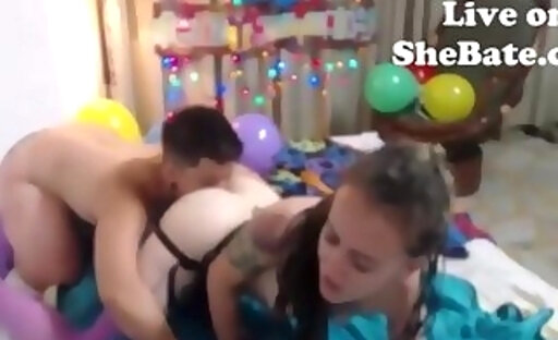 Teen tranny getting her ass eaten and stuffed
