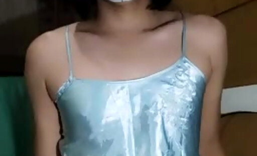 Asian pinay femboy loves to masturbate.