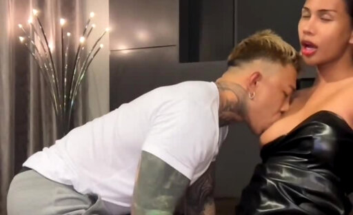 First date with Thai ladyboy