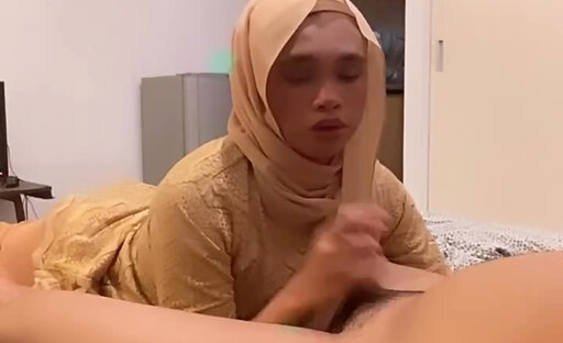 hijab shemale indonesia malaysia sucking