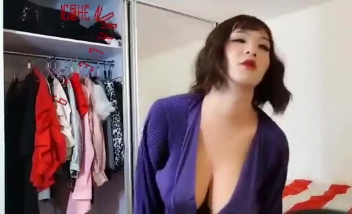 Fake boobs to crossdress
