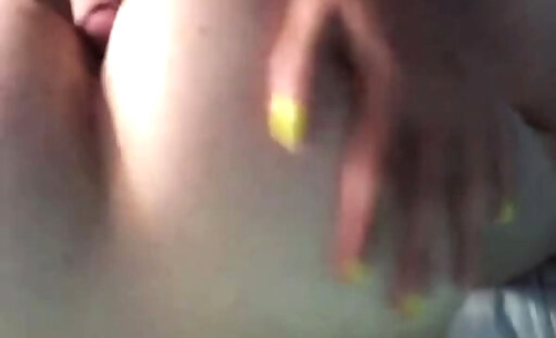 Travesti chupa o rabo e mete no pelo no meu cu