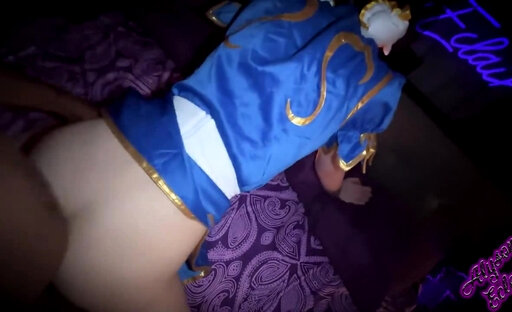 Chun Li Enjoys a 13' - 33cm Big Black Cock