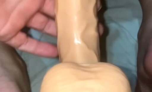 I like to fuck myself