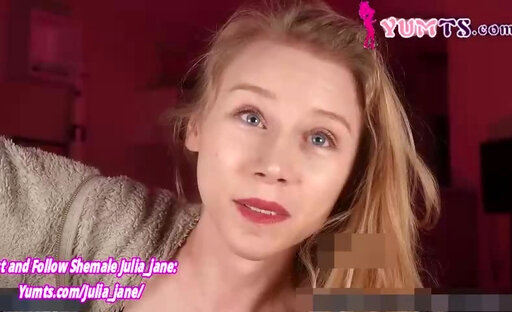 slender blonde trans beauty in lingerie camshows solo