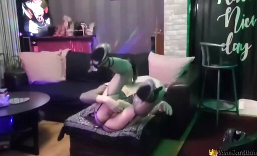 Une Chienne fait son Show. Ejac??21mn10 VaneSsaBiTCHx ?C [²¹jan²]
