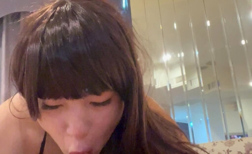 Taiwan crossdresser blowjob