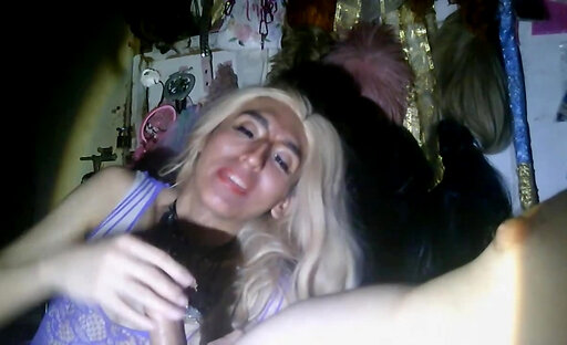 WHITE BIGK DICK GETS A TRANNY BLOWJOB(FIND ME AS SIXTO-RC ON XVIDEOS FOR MORE CONTENT)