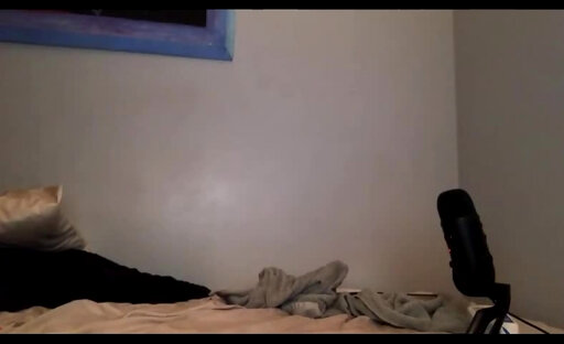 Taftaj and her Dildo
