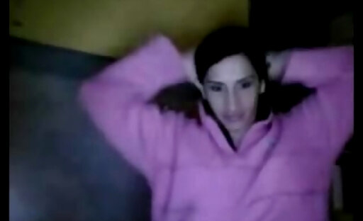 Webcam solo of a hot tranny girl