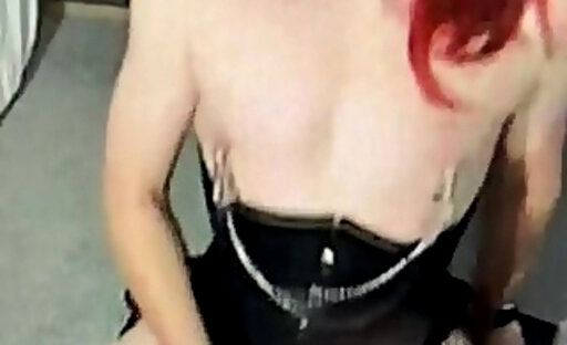 Redhead Popper Slut on webcam