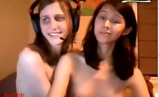 shemale couple webcam 2