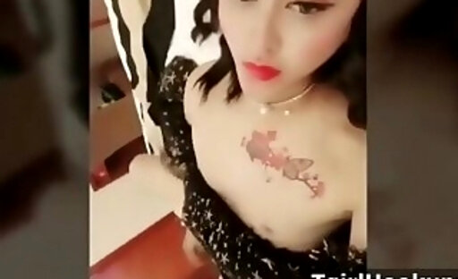she is a super sexy oriental thailand tranny getting fu