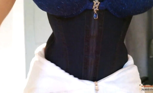 Sexy Blonde Webcam Dance