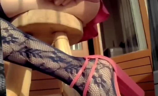 ?ExhiB?P U B L I C dans un Complex Abandonné puis sur son Balcon. VaneSsaBiTCHx