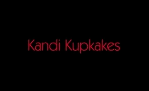 BLACKTGIRLS: Kandi Kupkakes Kums Home