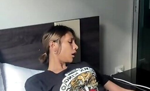 Jerking off while watching porn on her ipad and then taking a nap