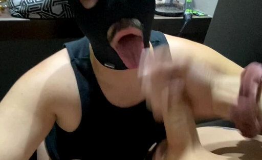 cum in mouth hung shemale sucked by a slut cocksucker
