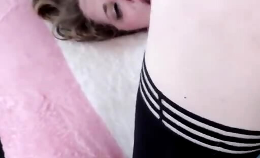 Boneca da caseta enorme