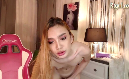 petite teen filipina transgirl tugs her girly coc