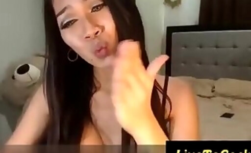 amazing brazilian heshe dildoing on live webcam 3
