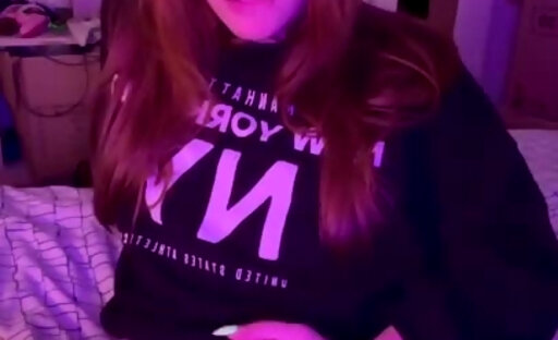 French shy, thicc & cute girl masturbate